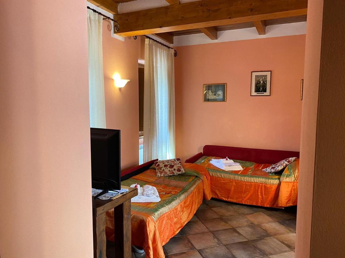 Bed and Breakfast Borgo Delle Panie Careggine Exterior foto