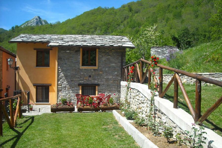 Bed and Breakfast Borgo Delle Panie Careggine Exterior foto
